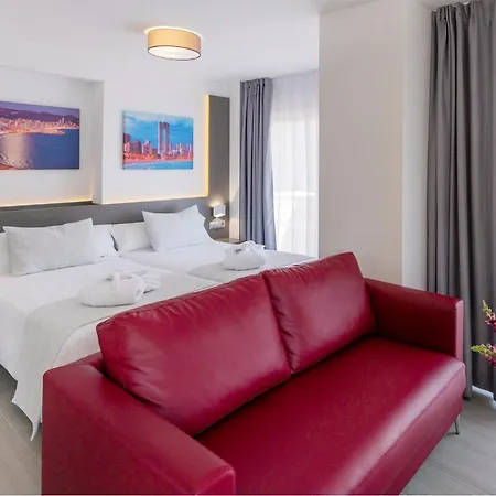 Alamos 4* בנידורם